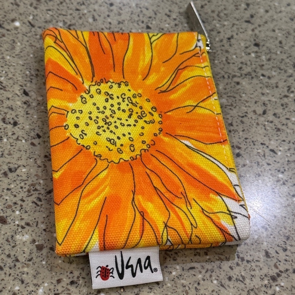 Vera Neumann for Clinique Cosmetic Bag featuring sunflower and lady bugs - New! - Picture 2 of 4